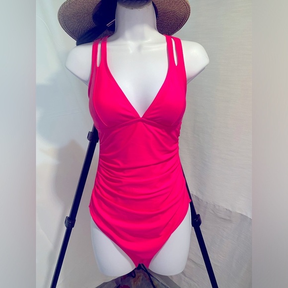 NWT Cupshe pink, one piece bathing suit,  size M - Picture 2 of 7